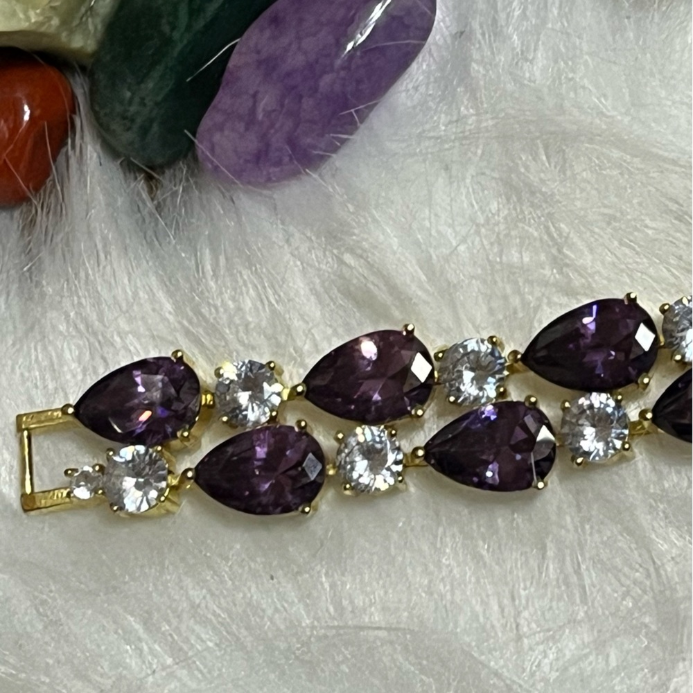 Gorgeous Amethyst Bracelet - Picture 9 of 14